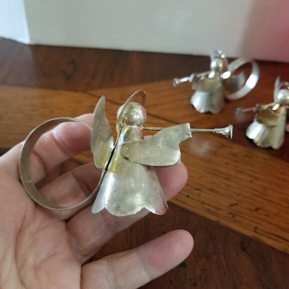 Twelve Regal silver plated style 8516.1 angel napkin holders - Picture 7 of 16